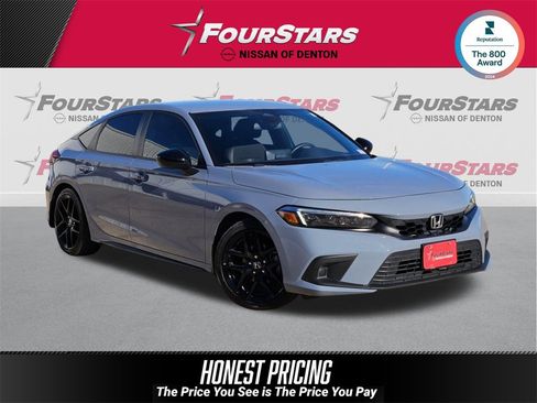 Used 2024 Honda Civic Sport image 1