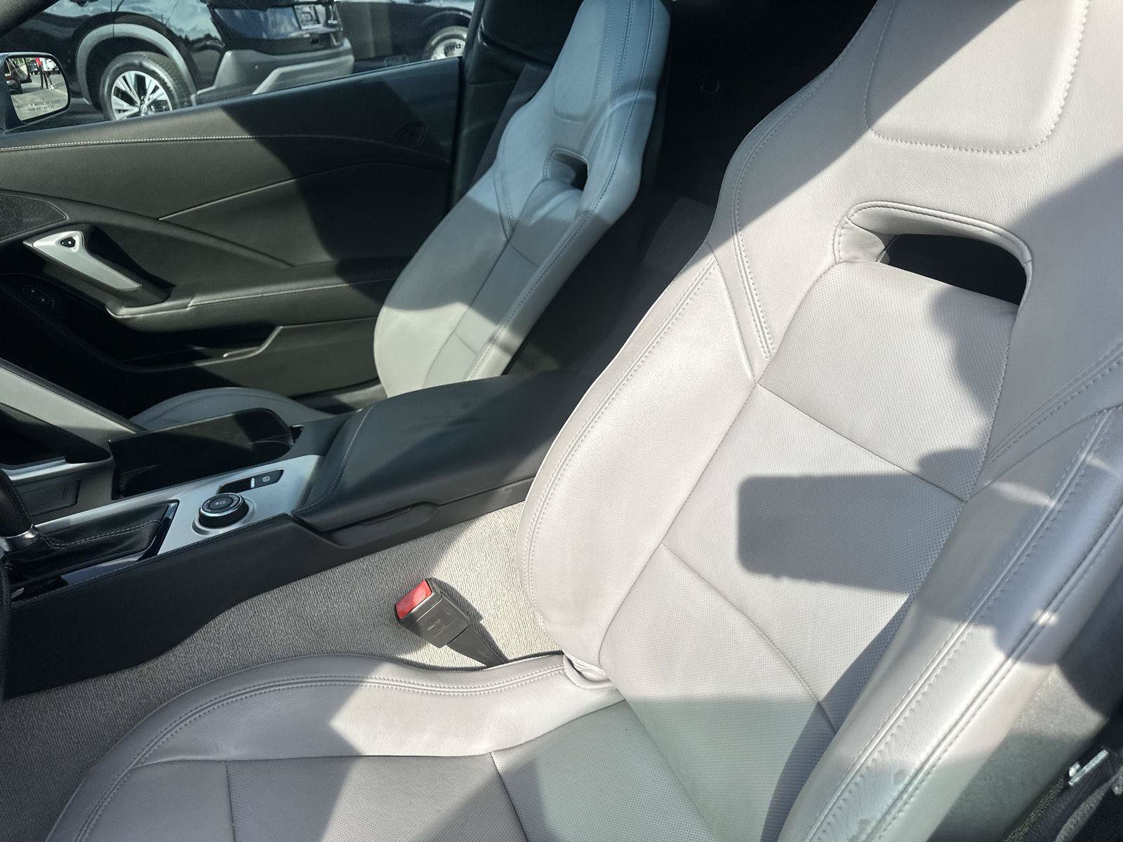 Used 2018 Chevrolet Corvette Z06 RWD image 21