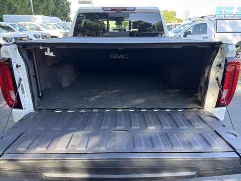 Used 2023 GMC Sierra 1500 Denali Ultimate AWD/4WD image 32