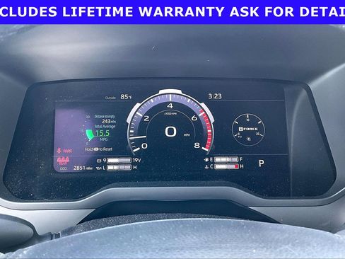 Used 2026 Toyota Tundra Limited AWD/4WD image 17