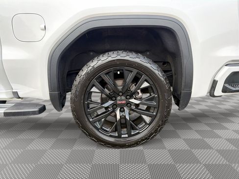 Used 2019 GMC Sierra 1500 Denali w/ Driver Alert Package II AWD/4WD image 12