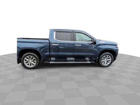 Used 2019 Chevrolet Silverado 1500 High Country w/ Technology Package image 9