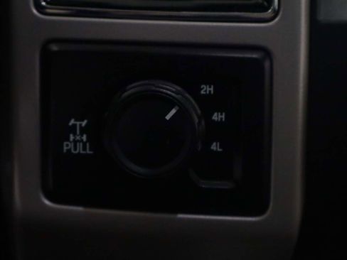 Used 2019 Ford F250 Lariat w/ Lariat Ultimate Package AWD/4WD image 12