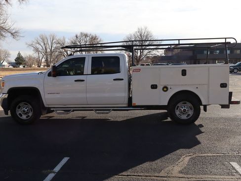 Used 2015 GMC Sierra 2500 4x4 Crew Cab w/ Sierra Convenience Package image 9