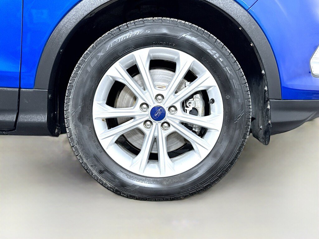Used 2018 Ford Escape SE AWD/4WD image 39