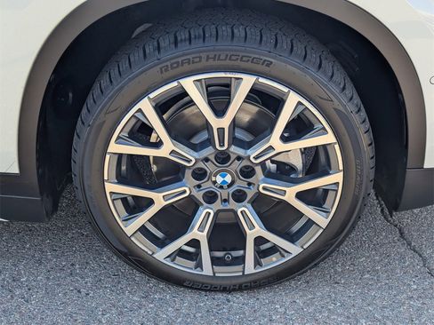 Used 2022 BMW X1 xDrive28i w/ Premium Package image 9