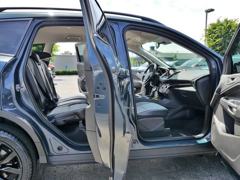 Used 2019 Ford Escape SE FWD image 10