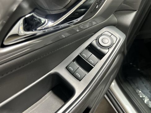 Used 2023 Chevrolet Traverse LT w/ Midnight/Sport Edition AWD/4WD image 24