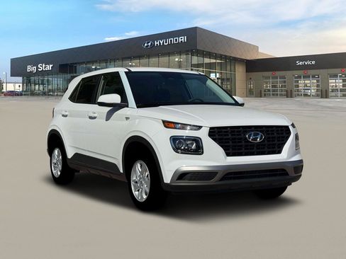 New 2026 Hyundai Venue SE FWD image 11