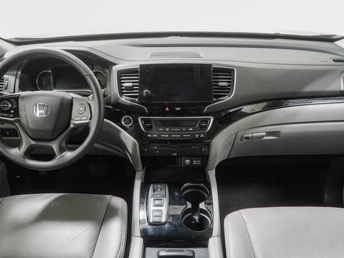 Used 2021 Honda Pilot Touring image 25