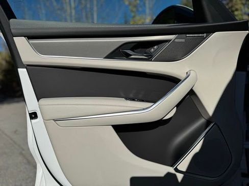 New 2026 Jaguar F-PACE R-Dynamic S image 10