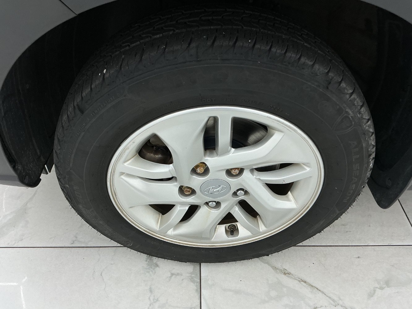 Used 2021 Hyundai Venue SE FWD image 44