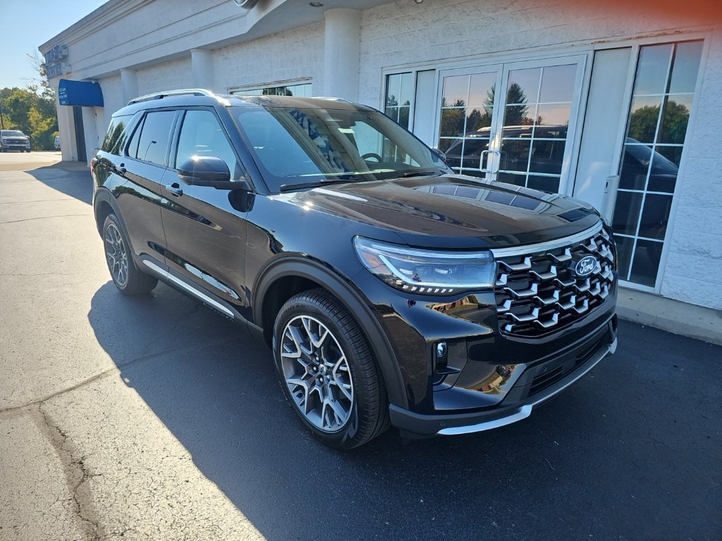 New 2027 Ford Explorer Platinum w/ 3.0L Ultimate Package AWD/4WD image 2