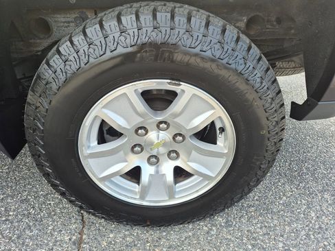 Used 2015 Chevrolet Silverado 1500 LT RWD image 9