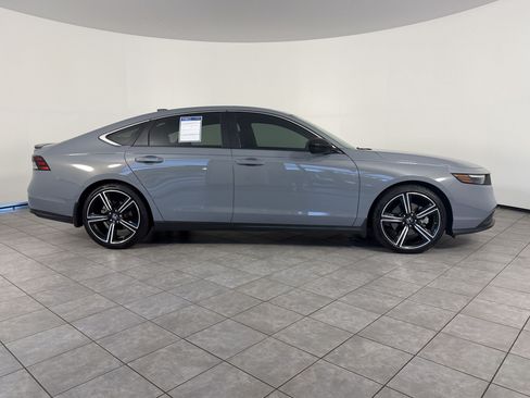 Used 2023 Honda Accord Sport image 8