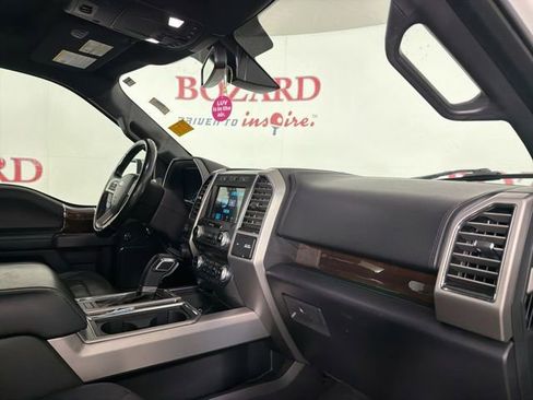 Used 2017 Ford F150 Platinum w/ Equipment Group 701A Luxury AWD/4WD image 17