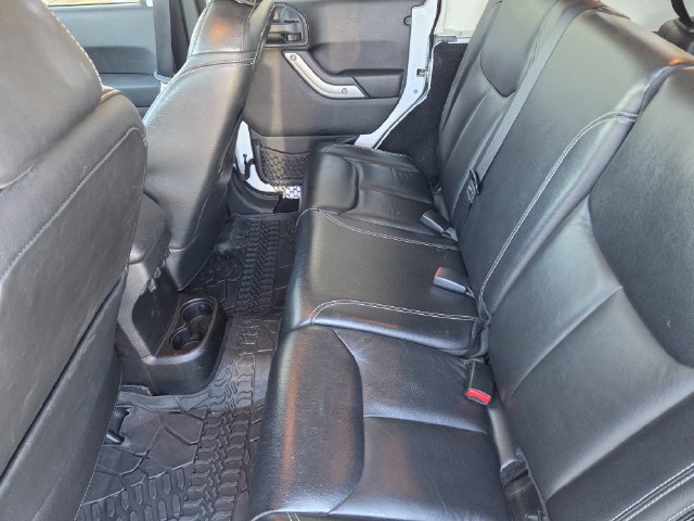 Used 2013 Jeep Wrangler Unlimited Rubicon w/ Connectivity Group AWD/4WD image 33