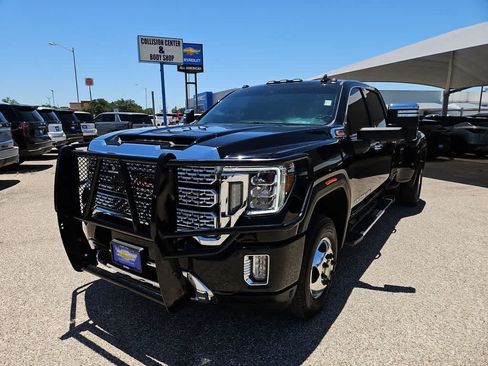 Used 2022 GMC Sierra 3500 Denali AWD/4WD image 4