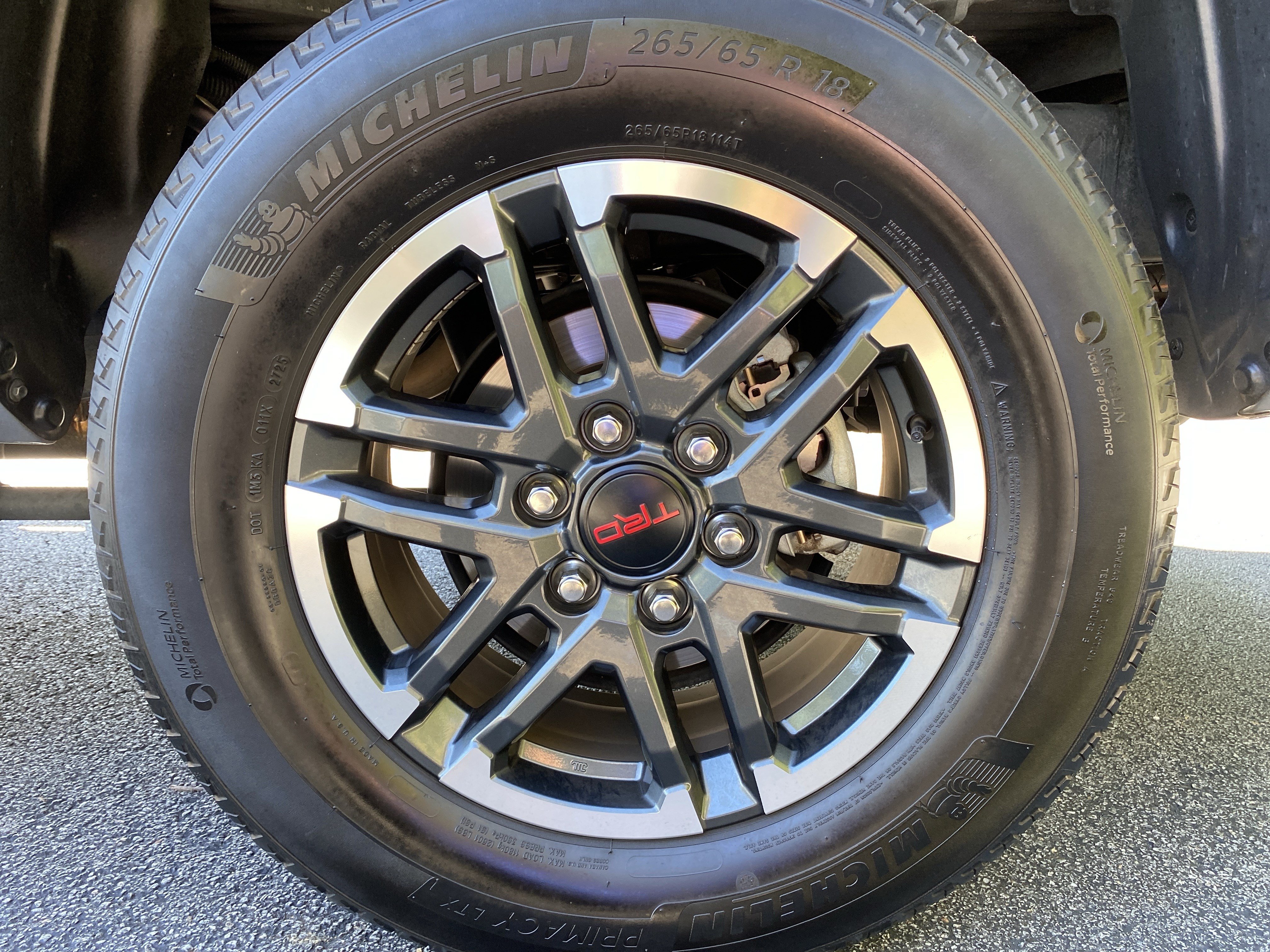 Used 2025 Toyota Tacoma TRD Sport AWD/4WD image 43