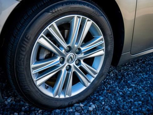 Used 2015 Lexus ES 350 image 14