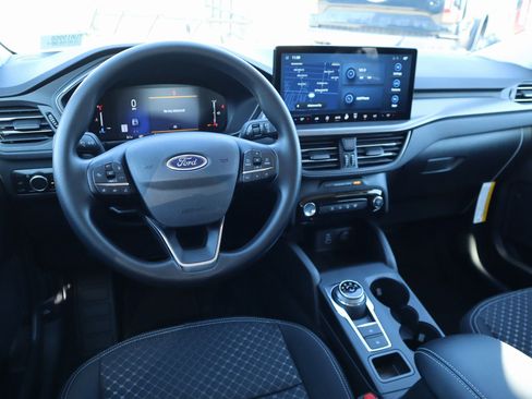 New 2026 Ford Escape Active w/ Tech Pack #1 FWD image 2