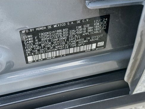 Certified 2025 Honda HR-V Sport image 36
