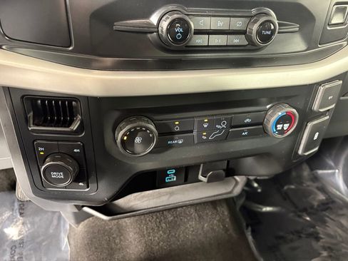 Used 2022 Ford F150 XLT image 21