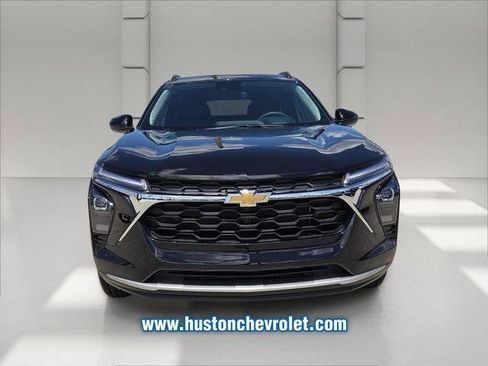 New 2026 Chevrolet Trax LT FWD image 8