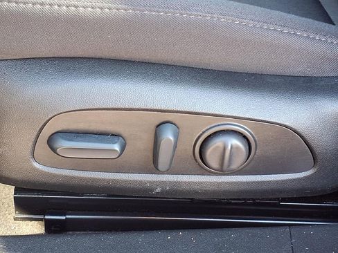 Used 2024 Chevrolet Malibu LT image 4