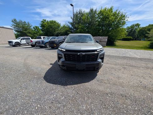 Used 2024 Chevrolet Traverse RS w/ LPO, Floor Liner Package AWD/4WD image 11