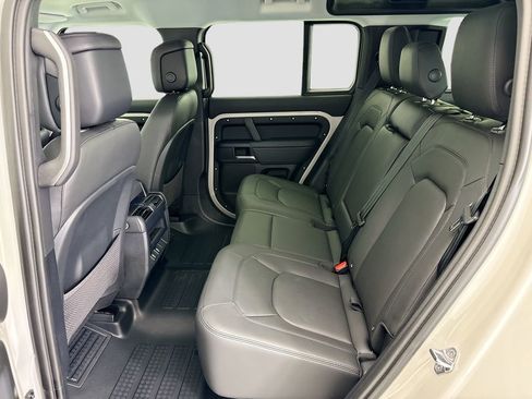 New 2026 Land Rover Defender 110 X-Dynamic SE AWD/4WD image 20