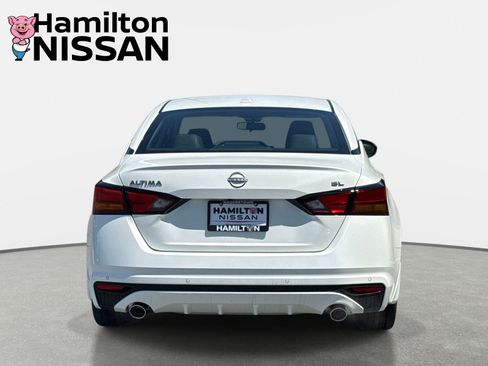 New 2025 Nissan Altima 2.5 SL FWD image 3