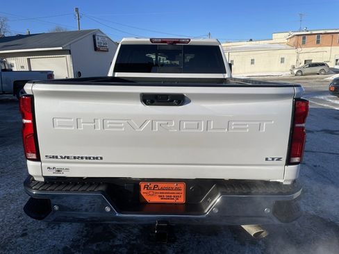 Used 2024 Chevrolet Silverado 3500 LTZ w/ LTZ Plus Package image 18