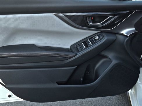 Used 2019 Subaru Crosstrek 2.0i Limited w/ Popular Package #4 image 10