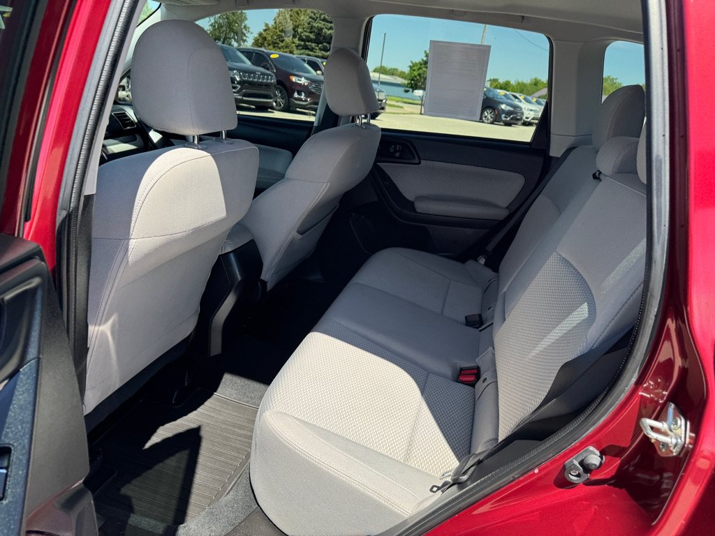 Used 2018 Subaru Forester 2.5i Premium w/ All-Weather Package AWD/4WD image 18