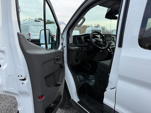Used 2023 Ford Transit 350 XL image 14