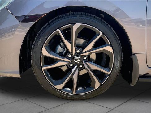 Used 2020 Honda Civic Sport image 11