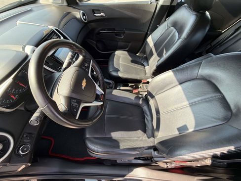 Certified 2017 Chevrolet Sonic LT w/ Fun and Sun Package FWD image 10