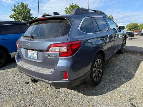 Used 2016 Subaru Outback 2.5i Limited AWD/4WD image 3