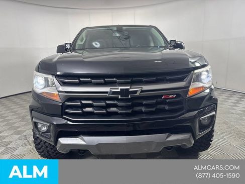 Used 2022 Chevrolet Colorado Z71 AWD/4WD image 2