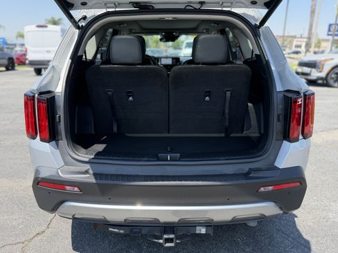 Certified 2021 Kia Sorento SX Prestige AWD/4WD image 8