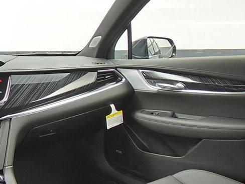 New 2025 Cadillac XT6 Premium Luxury w/ Technology Package image 11