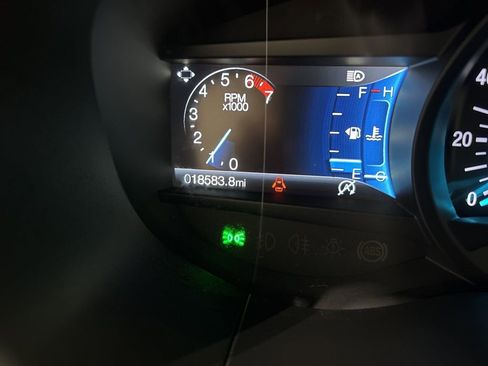 Used 2024 Ford Edge SEL w/ Convenience Package image 14