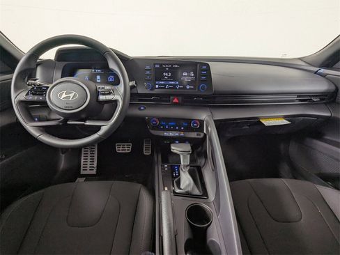 New 2026 Hyundai Elantra Sport image 15