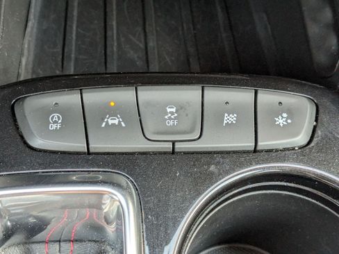Used 2022 Chevrolet TrailBlazer RS w/ Convenience Package FWD image 21