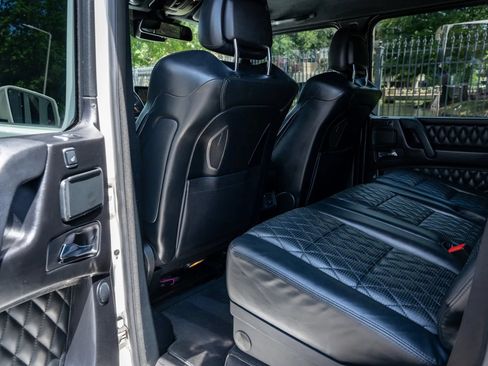Used 2017 Mercedes-Benz G 63 AMG 4MATIC image 13