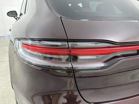 Certified 2026 Porsche Macan AWD/4WD image 18