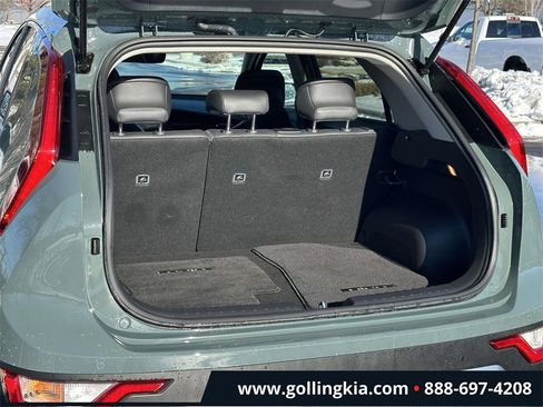 Certified 2024 Kia Niro EX image 9