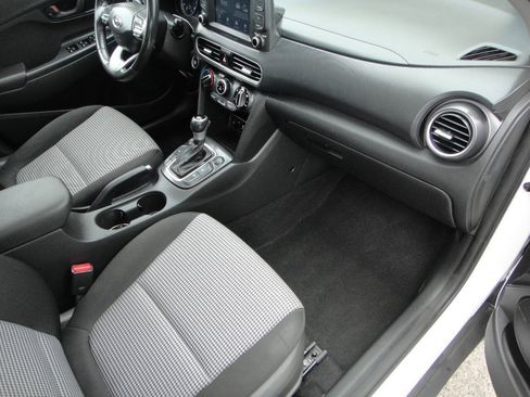 Used 2021 Hyundai Kona SEL Plus w/ Cargo Package AWD/4WD image 15