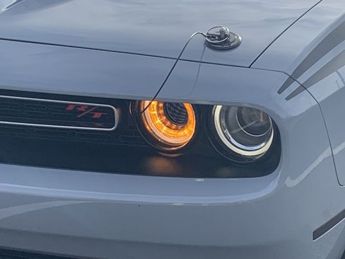 Used 2022 Dodge Challenger R/T w/ Plus Package image 5